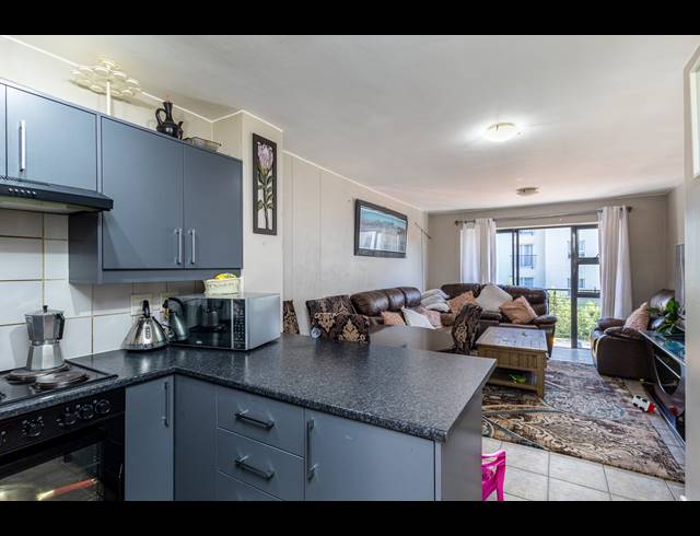 2 BEDROOM APARTMENT FOR SALE IN TYGER WATERFRONT